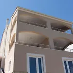 Appartamento Aurea 3 Modernes Direkt Am By Interhome