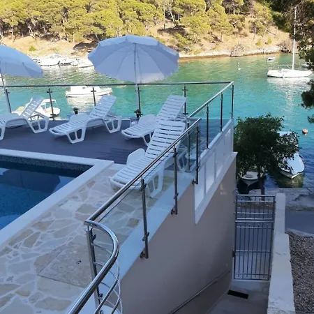 Aurea 3 Modernes Direkt Am By Interhome