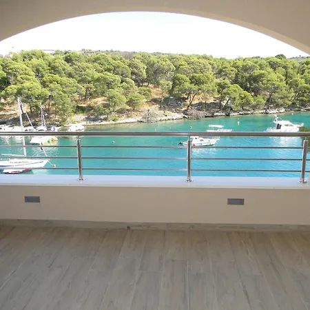 Aurea 3 Modernes Direkt Am By Interhome Primošten