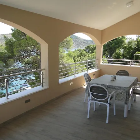 Appartamento Aurea 3 Modernes Direkt Am By Interhome Primošten