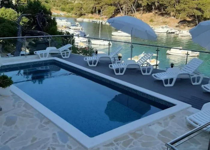 Aurea 3 Modernes Direkt Am By Interhome