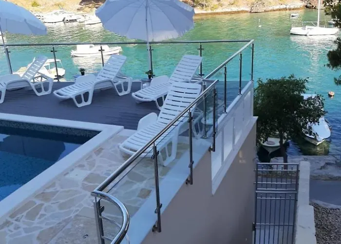 Aurea 3 Modernes Direkt Am By Interhome